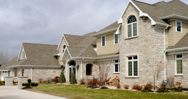 Professional exterior painting project in MoCo by That 1 Painter