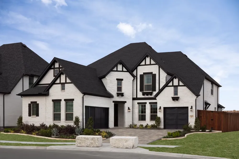Professional exterior painting project in Fort Worth by That 1 Painter