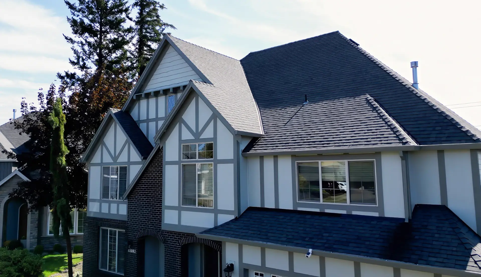 Professional exterior painting project in Corvallis-Albany by That 1 Painter