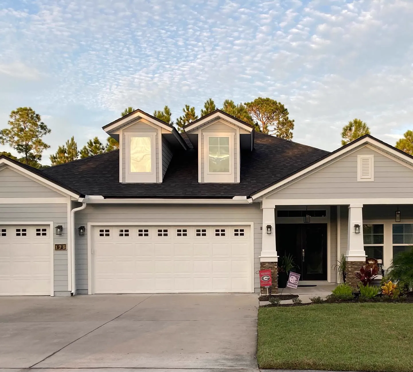 Professional exterior painting project in the First Coast by That 1 Painter