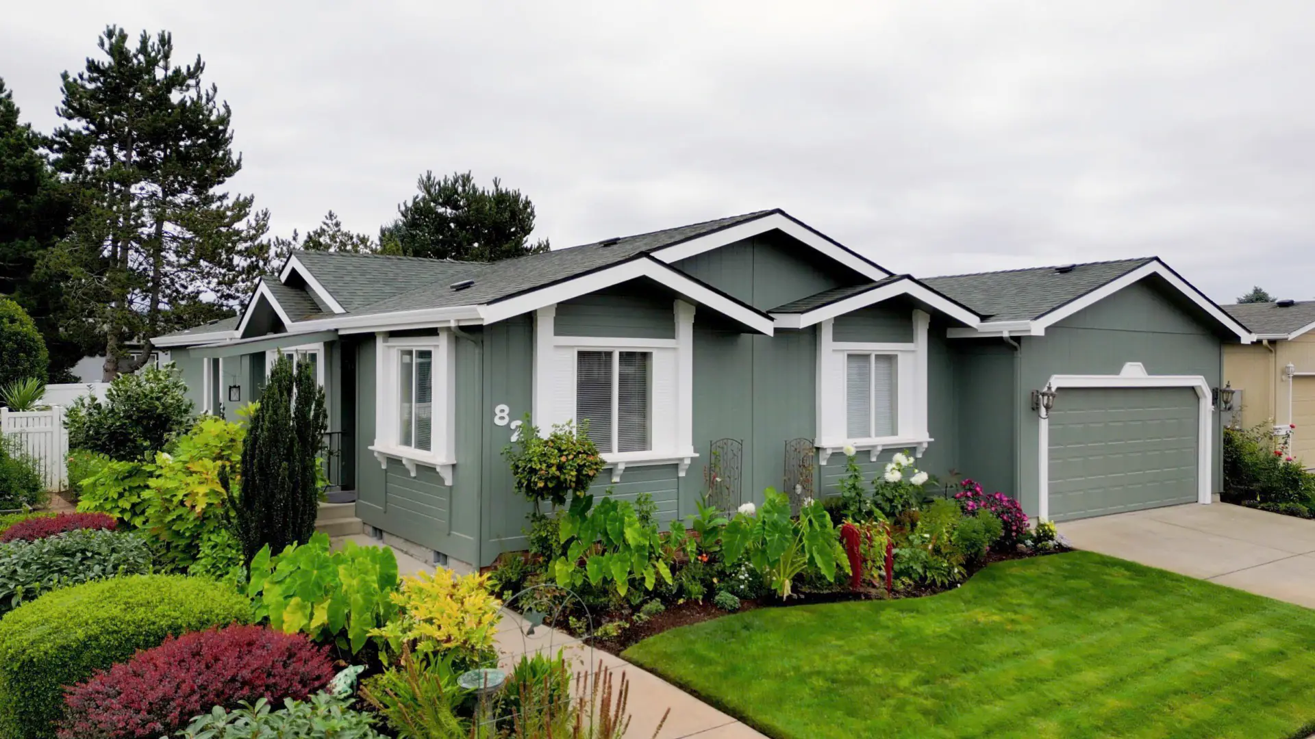 Professional exterior painting project in Corvallis-Albany by That 1 Painter