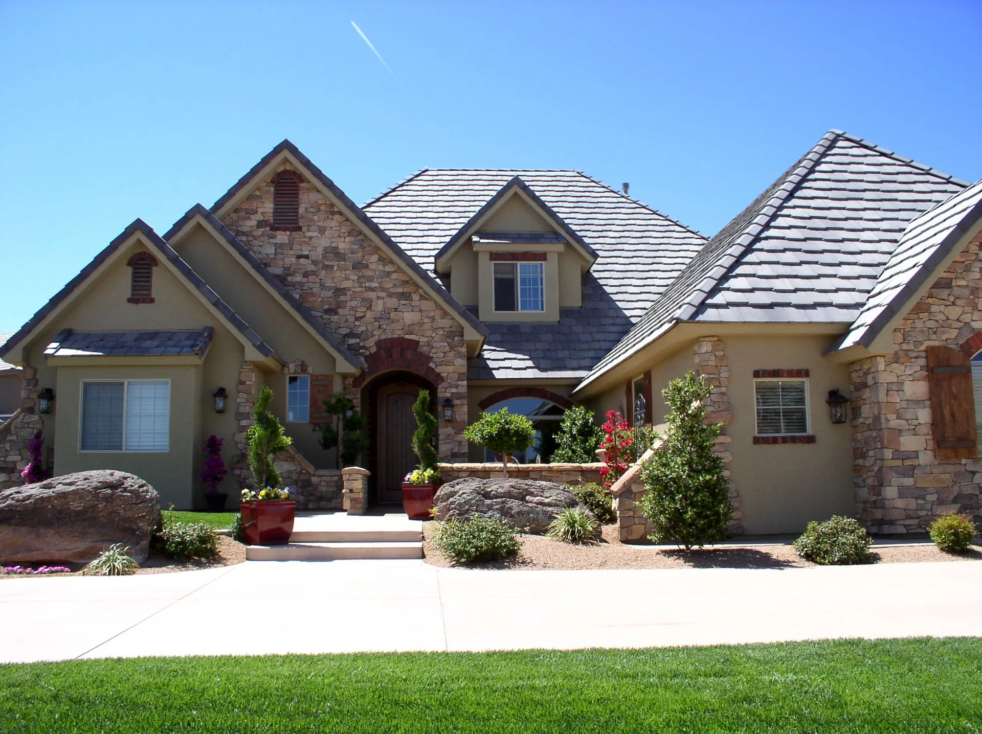 Professional exterior painting project in Alliance by That 1 Painter