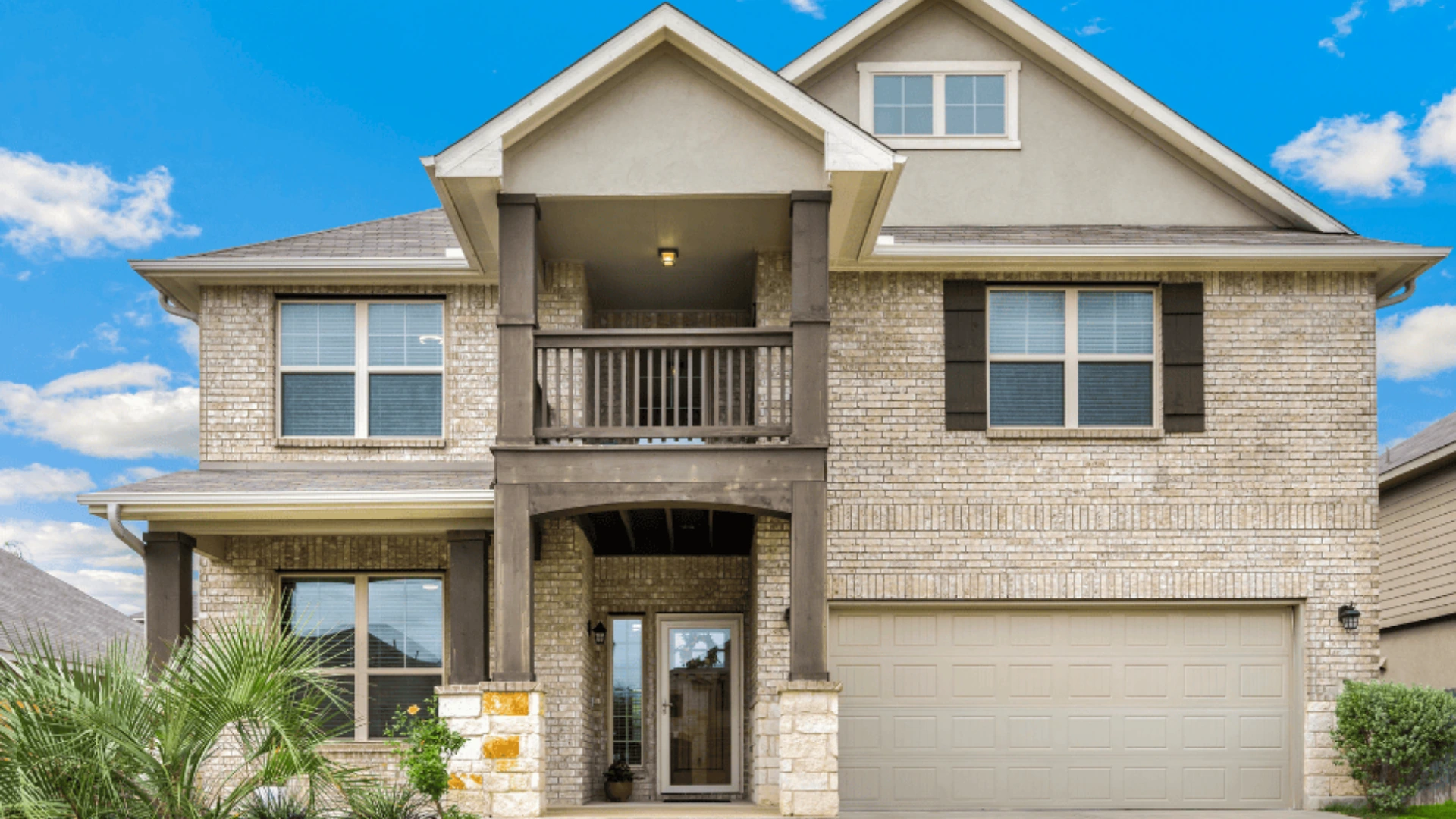 Professional exterior painting project in Waco by That 1 Painter