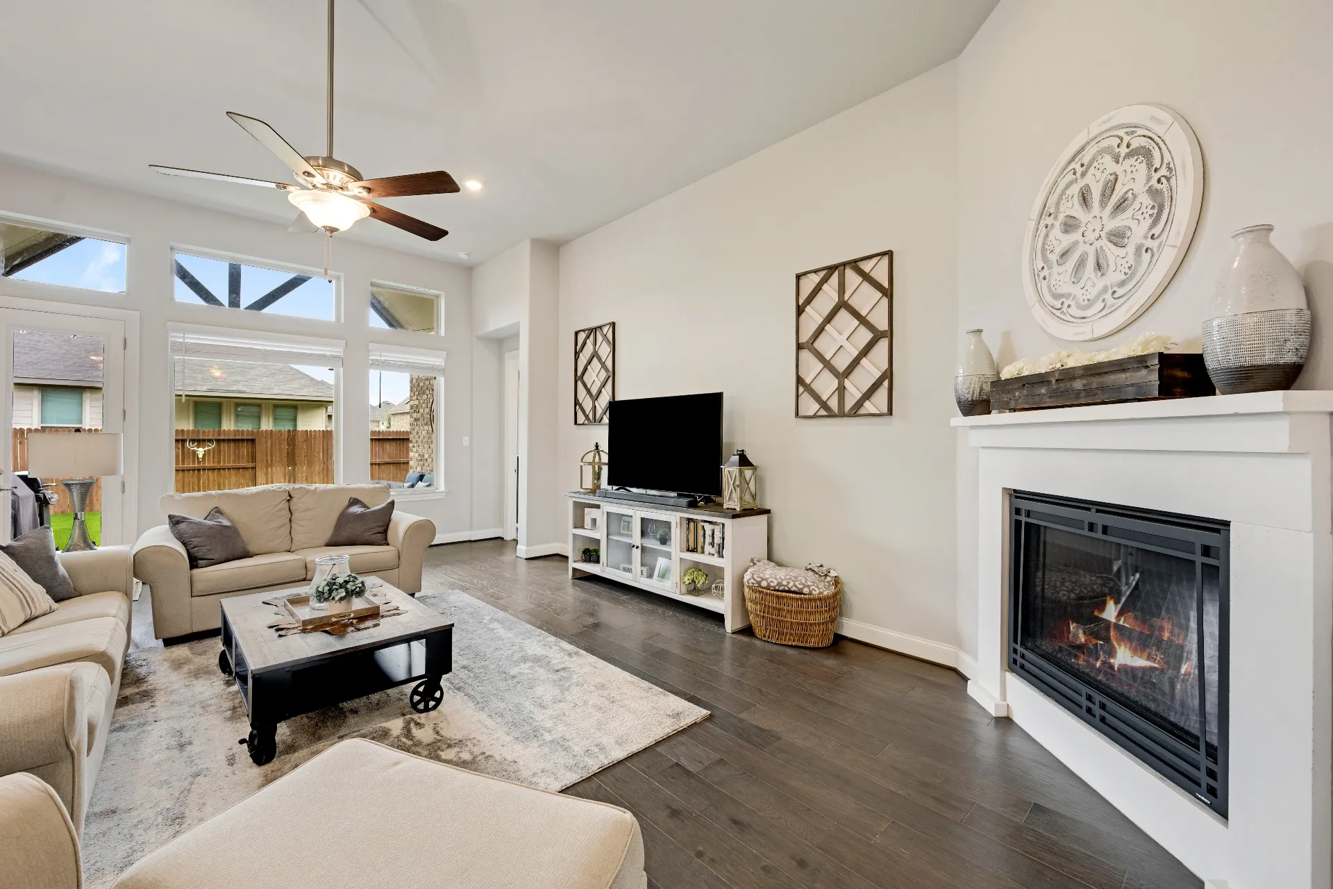 Professional interior painting project in Dallas by That 1 Painter