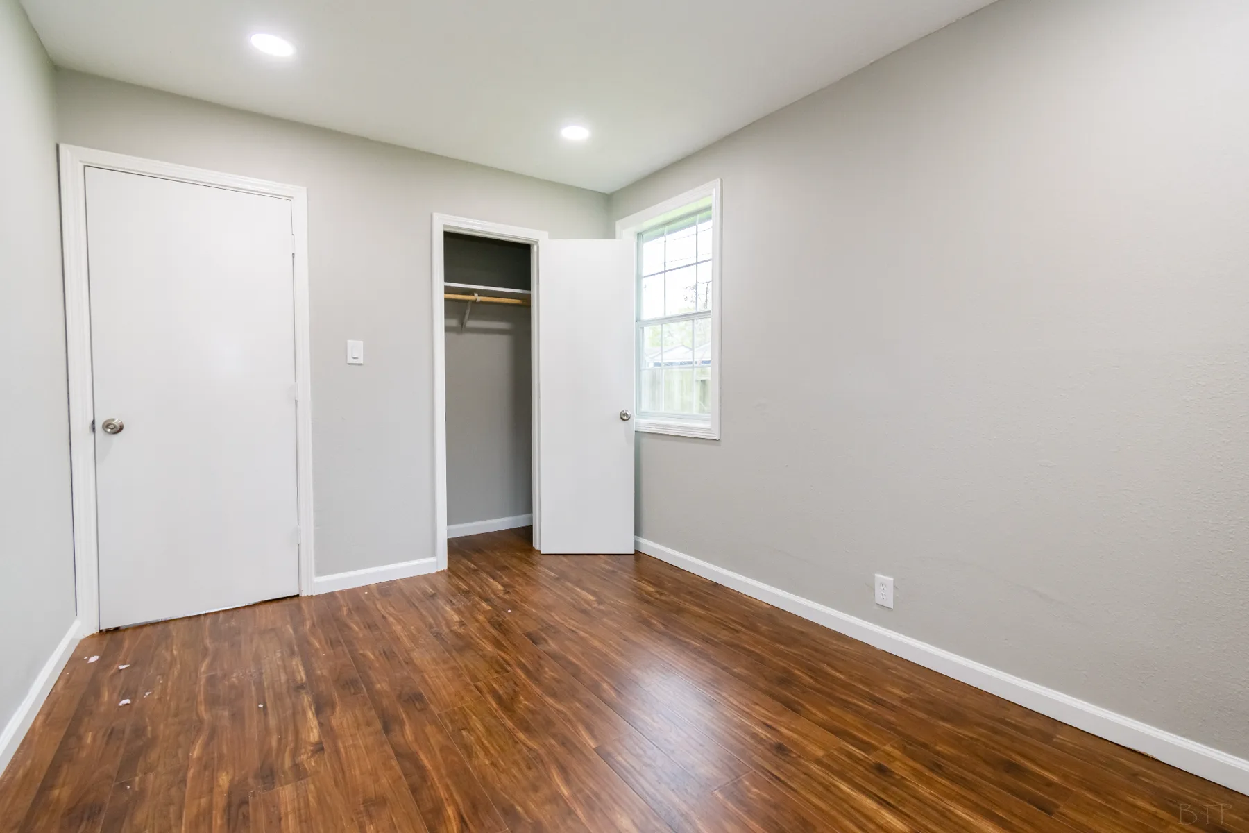 Professional interior painting project in Houston by That 1 Painter