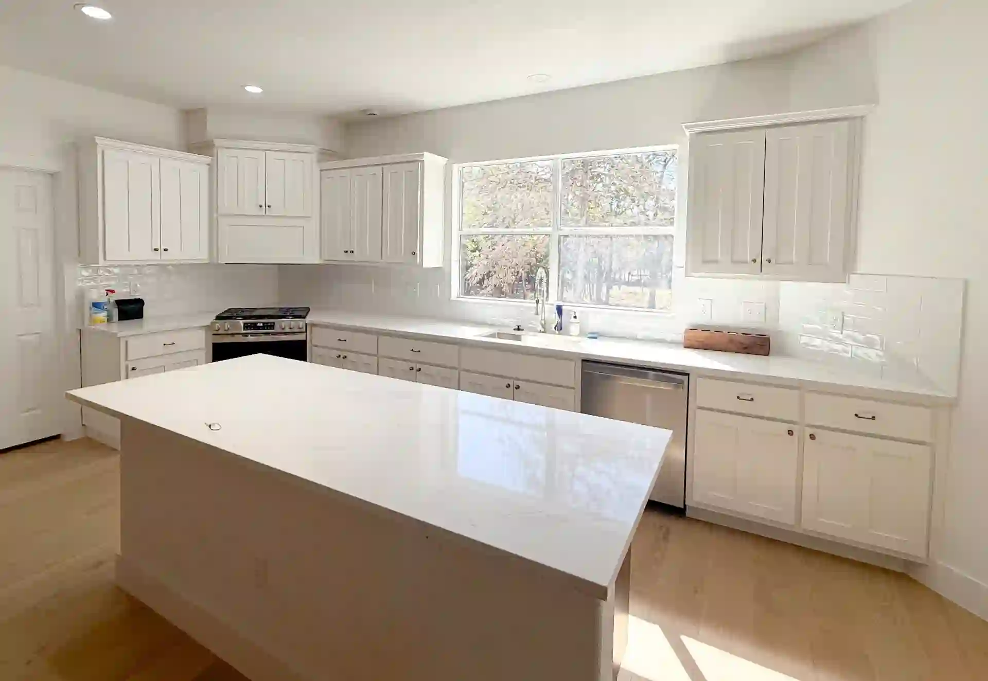 Professional interior painting project in Cincinnati by That 1 Painter