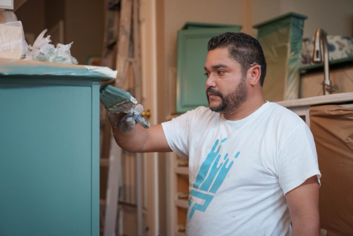 Is It Cheaper to Paint Yourself or Hire a Professional Painter?
