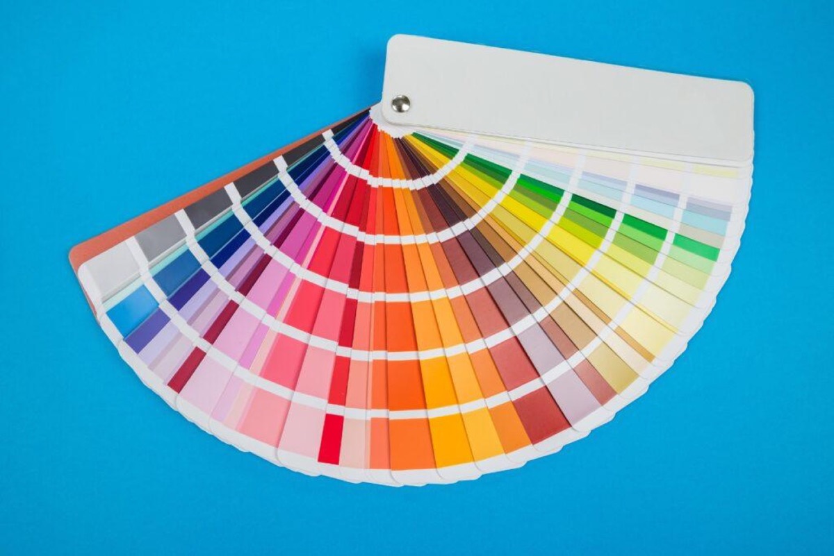 How to Choose the Right Paint Color (Without Relying on Swatches)