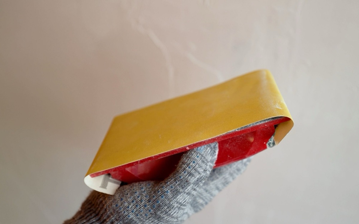 What Grit Sandpaper Do I Use? Best 4 Grits for Painting